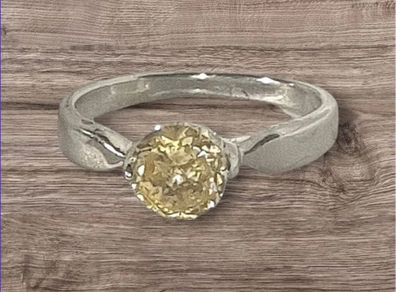 Vintage Champagne Sapphire Silver Solitaire