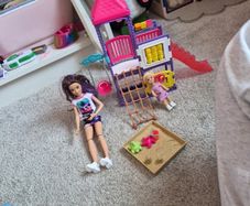 Barbie Skipper playground set