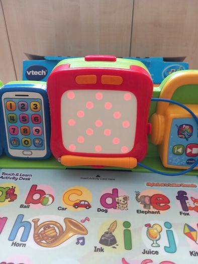 childrens v  tech Activity desk
