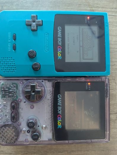 2x Gameboy colors, link cable and games