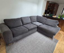 L-Shaped Corner Sofa with Pull-Out Bed