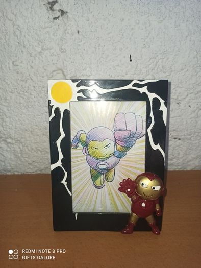Superhero Frame