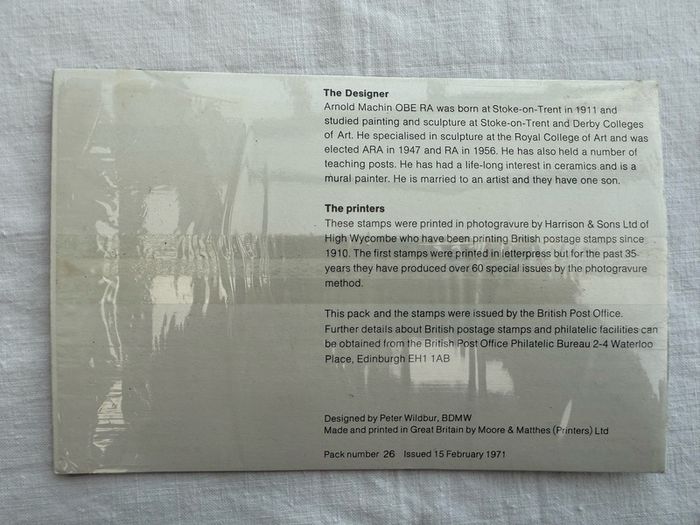 British stamps Issued in 1971 - decimal definitions pack