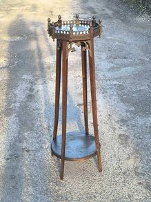 Late 1800s gothic style plant stand