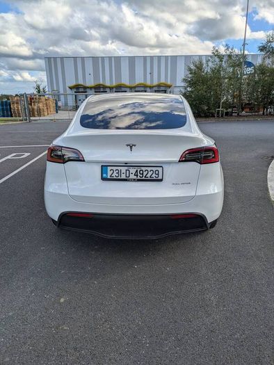 2023 Tesla Model Y - Long Range