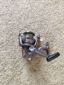 Fishing reel with line Fury Feeder 4000