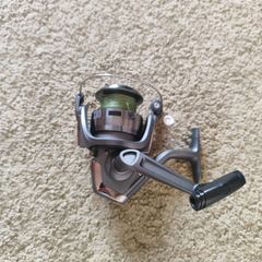 Fishing reel with line Fury Feeder 4000