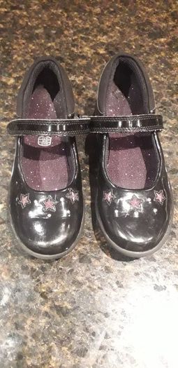 Black clarks shoes