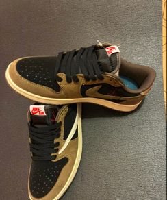 Travis Scott x Air Jordan 1 Low Dark Mocha (UK 10 / EU 45) - Like New, Boxed