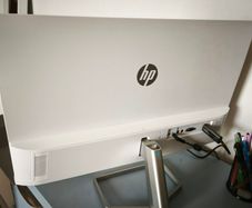 HP Monitor - 24"