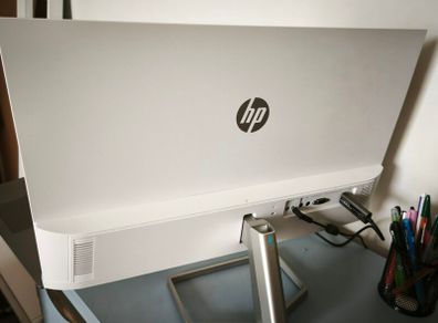 HP Monitor - 24"