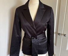 b young dressy black belted jacket size 12