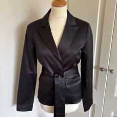 b young dressy black belted jacket size 12