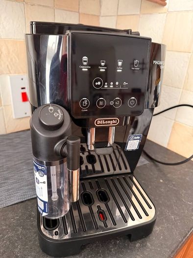 Delonghi Magnifica Start