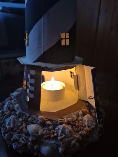 Rare Find. Vintage Light Hause.