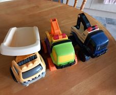 2  Break down Trucks and 1 tipper truck