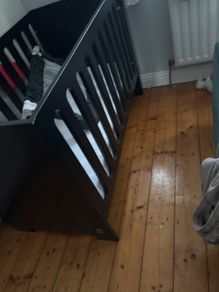 baby cot