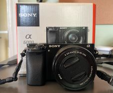 Sony A600