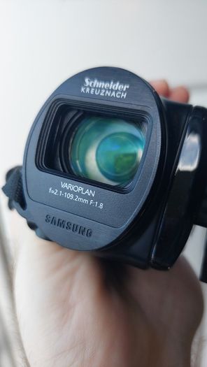 Samsung SMX-F50 Retro Y2K Camcorder Video Camera
