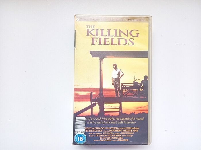 The Killing Fields  War Movie   Vhs