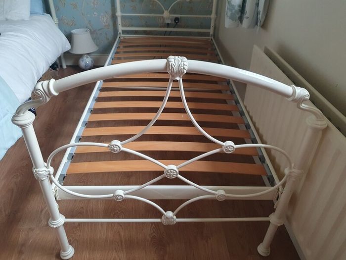 Cream Iron Single Bed