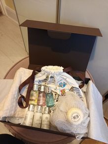 Luxury molten brown pamper set