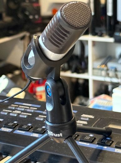 Sony ECM-MS907 Stereo Microphone with Stand