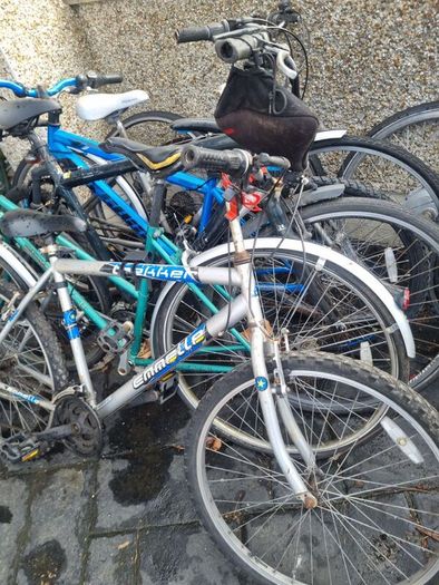 bikes all need fixing job lot  10 total