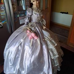 Antique Musical Doll 'Favourite Things'
