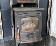 Stanley Oisin Solid Fuel Stove, Includes Flue Pipe & Cowl
