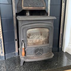 Stanley Oisin Solid Fuel Stove, Includes Flue Pipe & Cowl