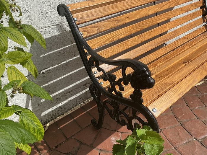 Garden bench