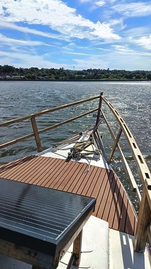 32 FT sailing boat 4 sleeper