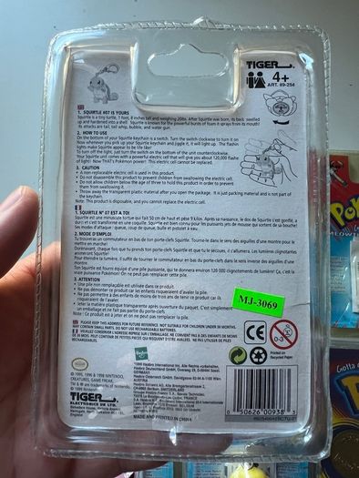 Pokemon 1999 Official Nintendo key rings by Tiger Electronics
