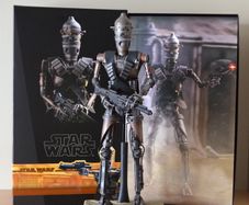 Hot Toys Star wars The Mandalorian 1/6 IG-11 TMS008