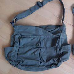 Green Canvas Crossbody/Messager bag