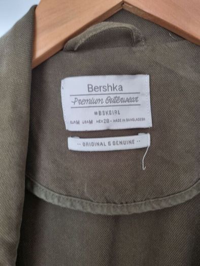 Flowy khaki waistcoat Bershka size Medium