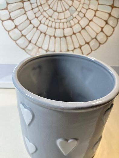 Ceramic Plant Pot with white Hearts