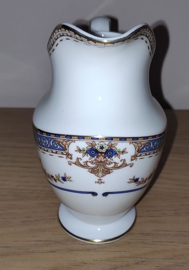 Vintage Royal Doulton Milk Jug & Queen's Sugar Bowl