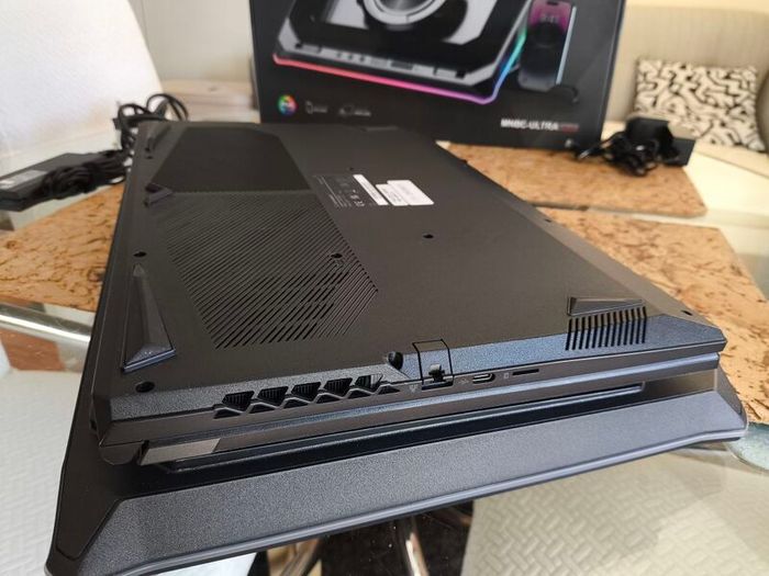 Gaming Laptop Clevo Erazer i5 12450H 8/12 RTX4050 6GB 75W 16GB DDR4 3200Mhz 512GB Nvme Pcie 4.0 17.3" FHD 144hz Ips 300nits Win11 RGB Cooler Mouse