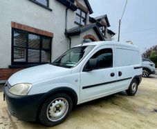 08 Opel Combo 1.3 Cdti New Test, Tax 03/ 2027