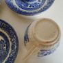 vintage willow cups, saucers and bowl, blue willow cups Image 2