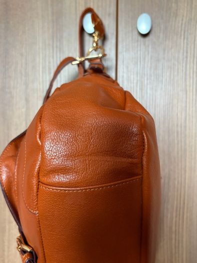 Handbag leather