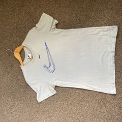 Nike Jumper and T-shirt matching set. Size Small
