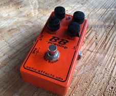 Xotic bb preamp boost overdrive pedal