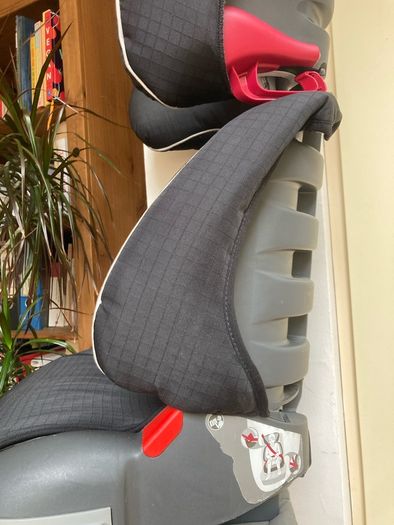 Britax Adventure High-back booster car seat 15-36 kg
