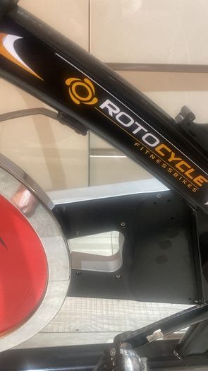 Spinning exercise bike