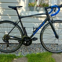Giant Contend SL Road bike