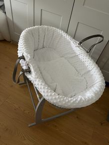 Free Moses basket