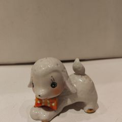 Vintage Kitch Ceramic Lamb